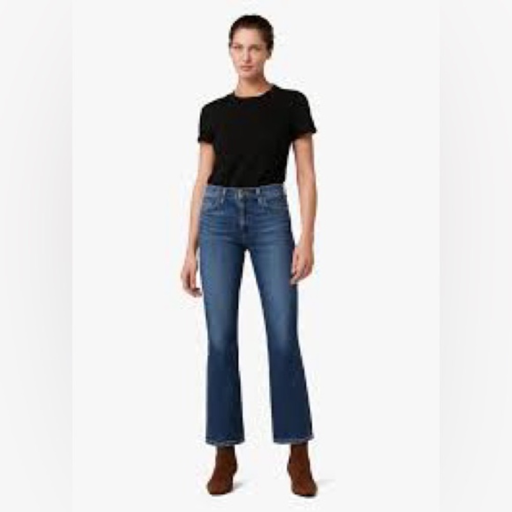 Joe’s “Slouched Slim” Cropped Mid Rise Jeans With Raw Hem Size 28